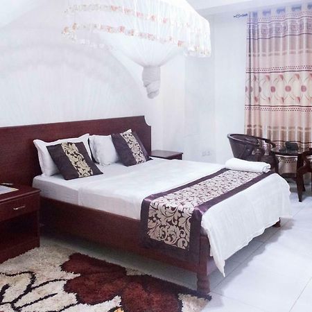 Sunrise Hotel Kampala Luaran gambar