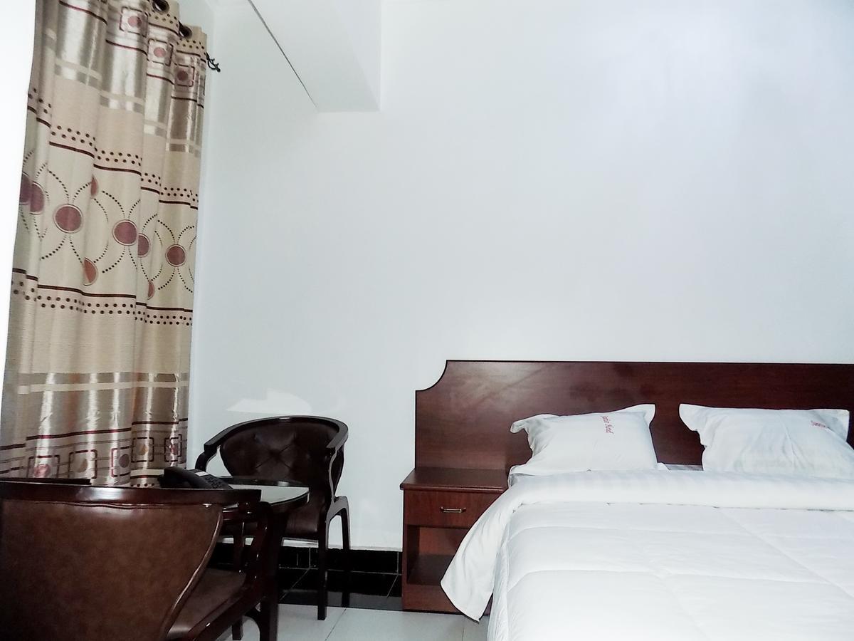Sunrise Hotel Kampala Luaran gambar