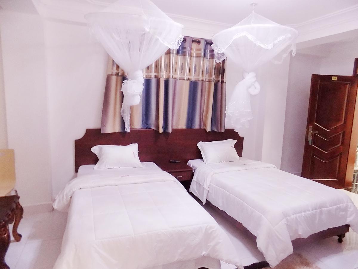 Sunrise Hotel Kampala Luaran gambar