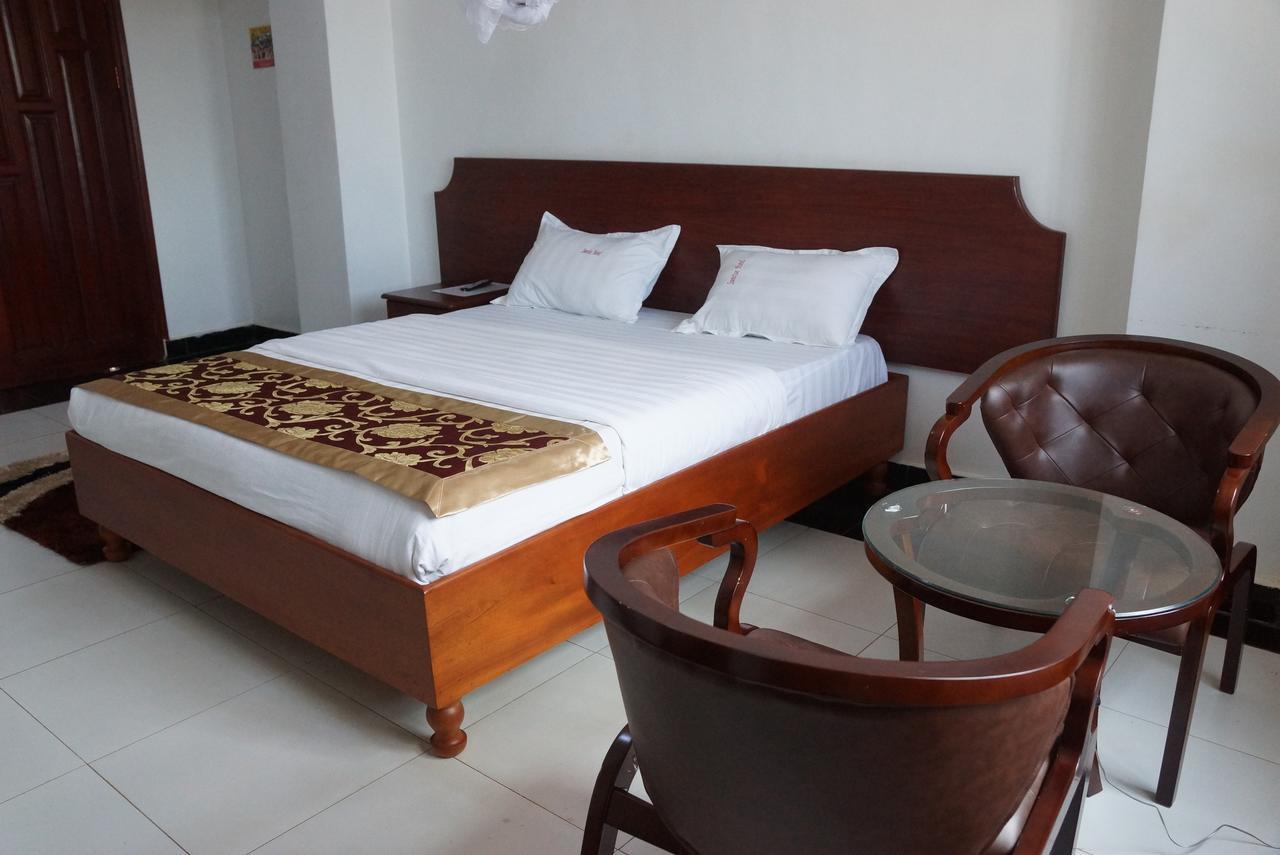 Sunrise Hotel Kampala Luaran gambar