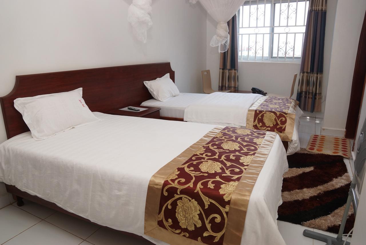 Sunrise Hotel Kampala Luaran gambar