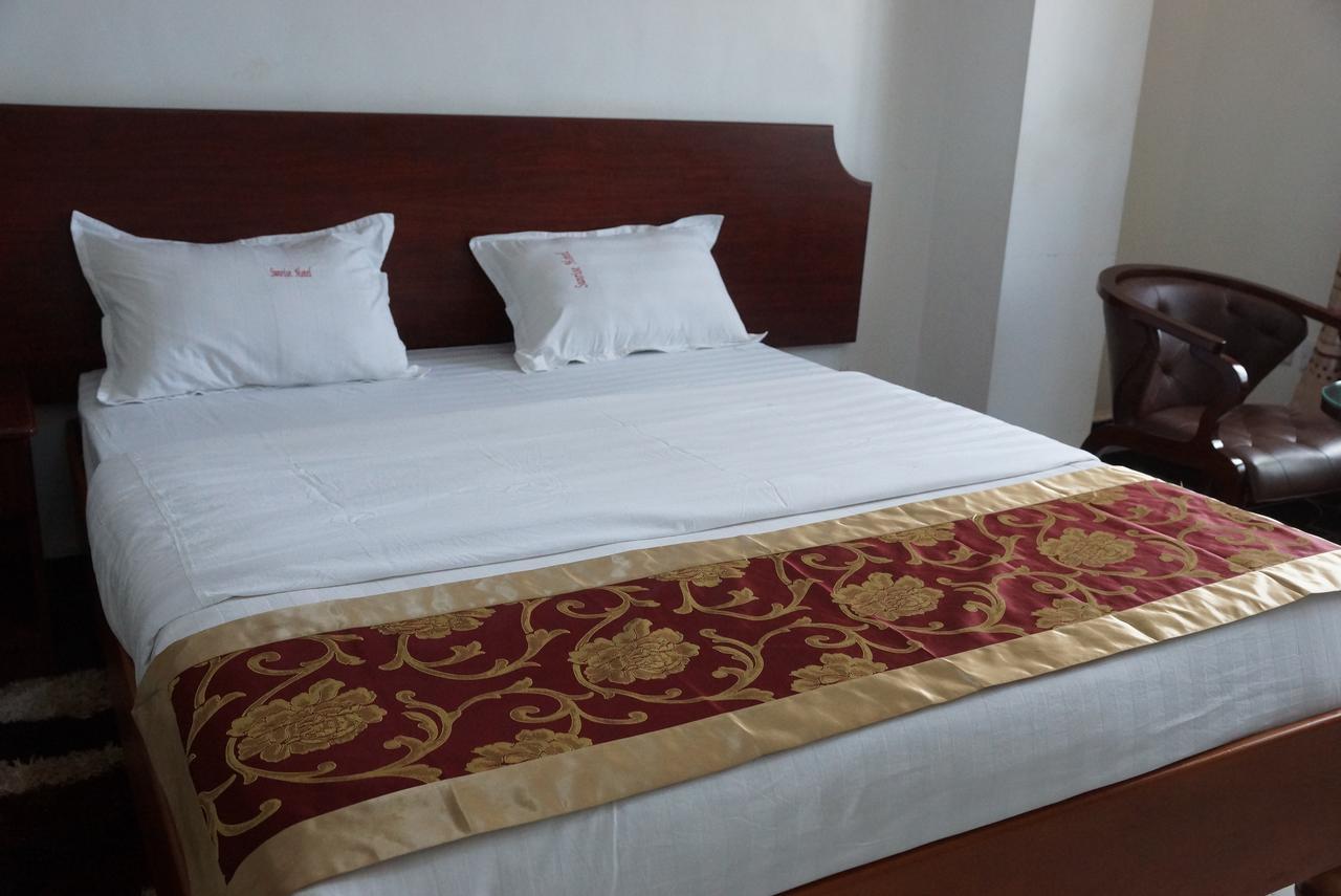 Sunrise Hotel Kampala Luaran gambar