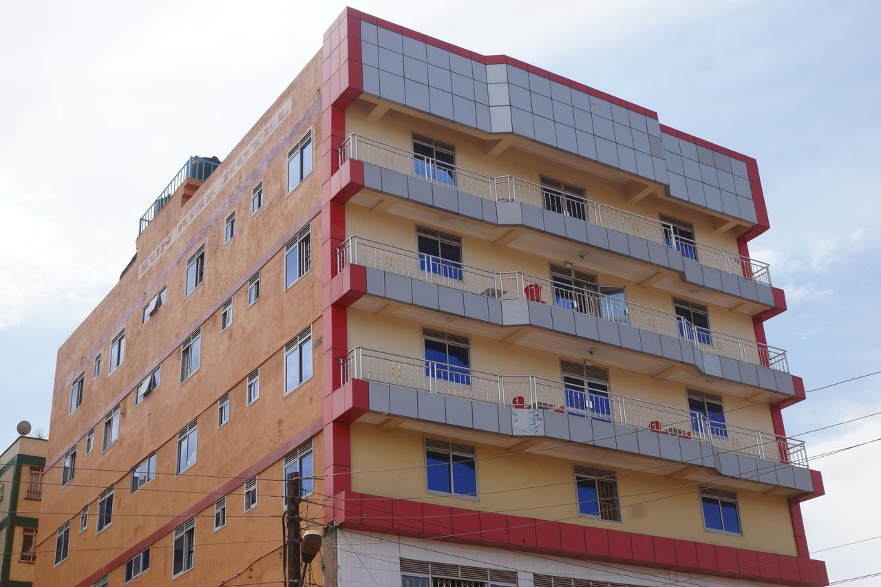 Sunrise Hotel Kampala Luaran gambar