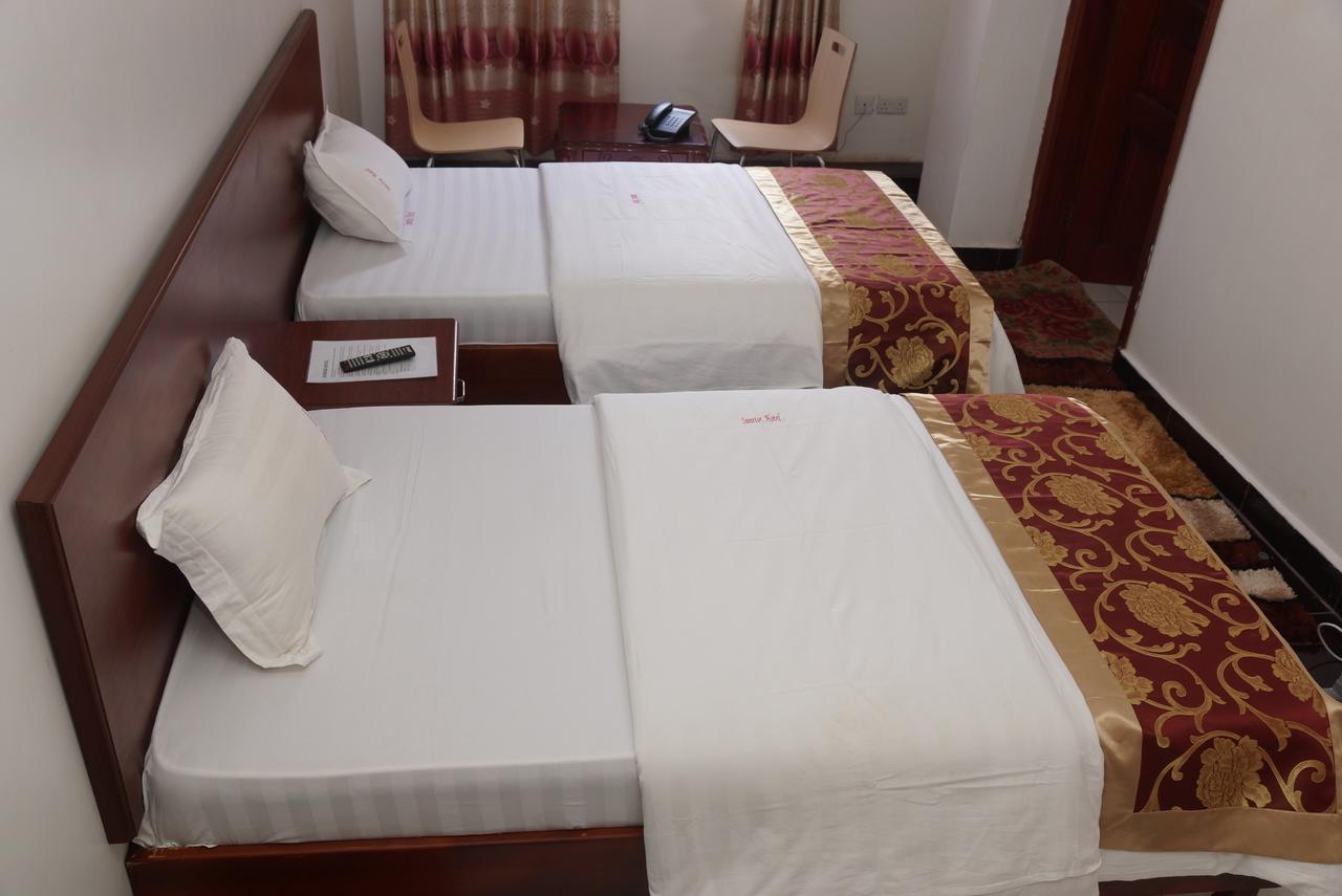 Sunrise Hotel Kampala Luaran gambar