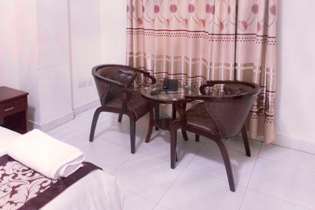 Sunrise Hotel Kampala Luaran gambar